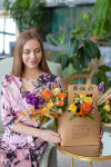 Полевые цветы с пшеницей в крафтовой сумочке. Цветы Владивосток фото 2 — Цветочный король