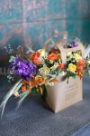 Полевые цветы с пшеницей в крафтовой сумочке. Цветы Владивосток фото 5 — Цветочный король