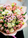 Нежность в розовом. Цветы Владивосток фото 3 — Цветочный король