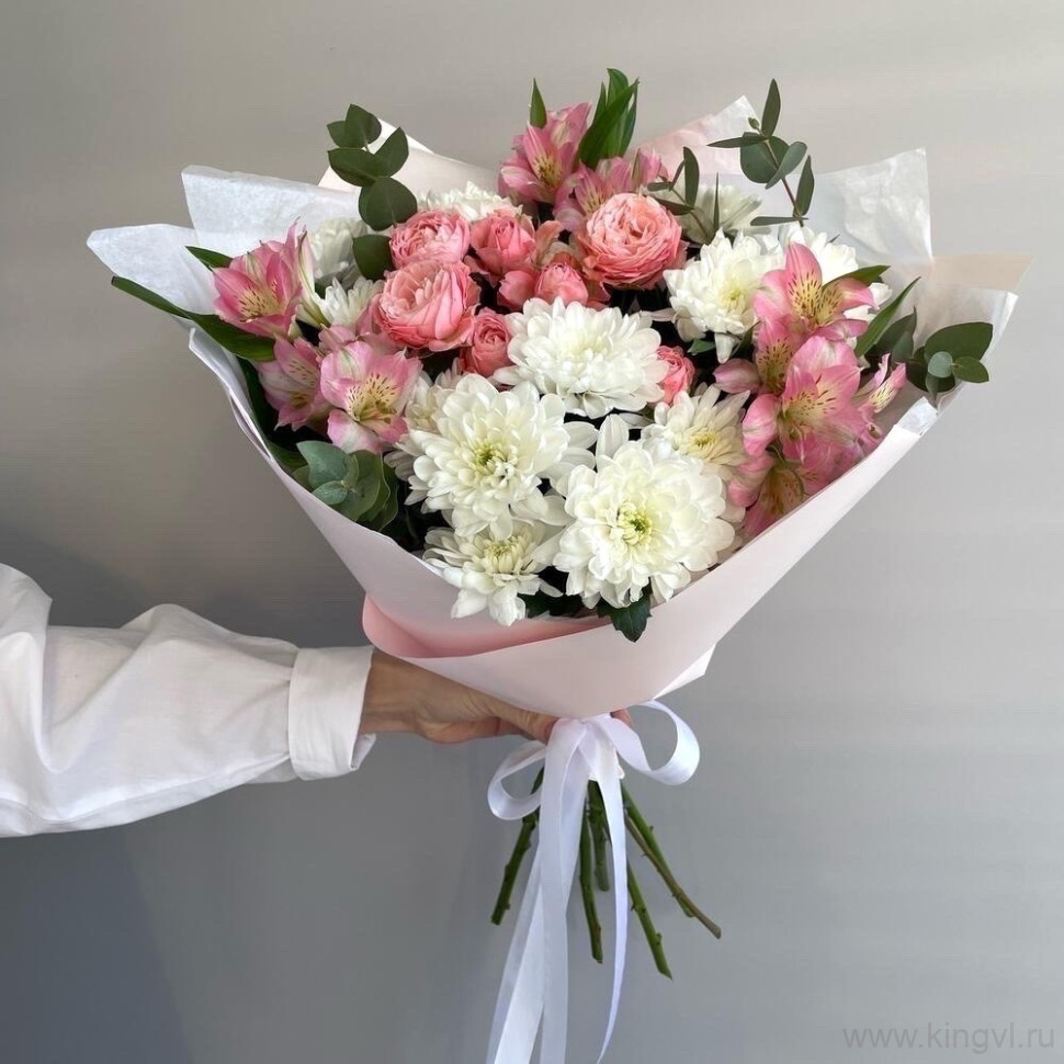 Сборный букет " Первое свидание". Цветы Владивосток фото 1 &mdash; Цветочный король