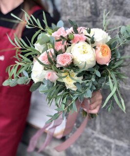 Букет невесты "Нежный этюд". Цветы Владивосток