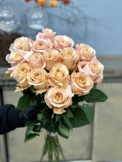 " Нежное послание"из 15 роз. Цветы Владивосток