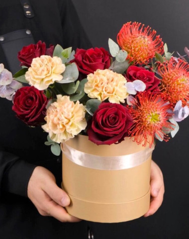 Коробка с нутанами — Цветочный король