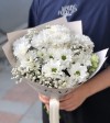 Букет - комплемент  из хризантемы . Цветы Владивосток фото 2 — Цветочный король