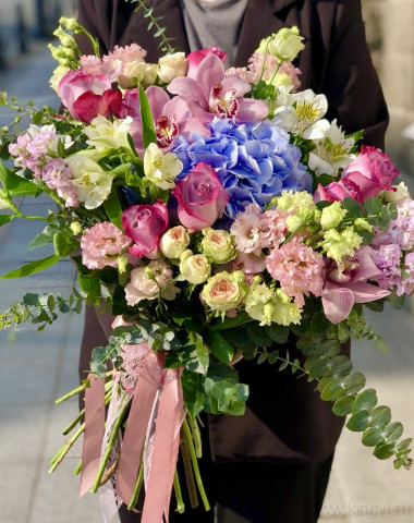 Букет &quot; Нежность и грация&quot; — Цветочный король