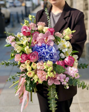 Букет &quot; Нежность и грация&quot; — Цветочный король