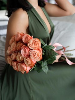 Букет из нежных пионовидных роз. Цветы Владивосток