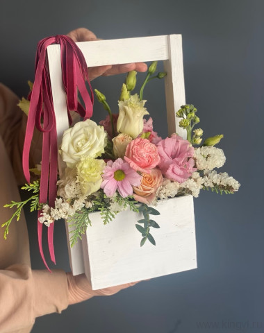 Композиция в ящике &mdash; Цветочный король