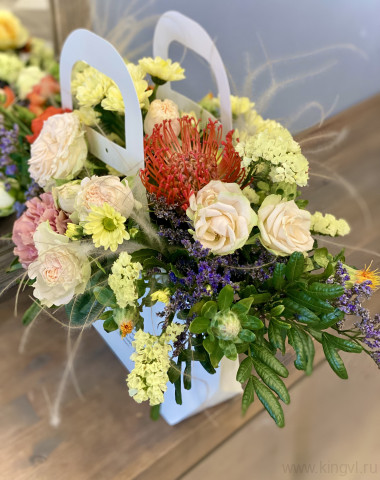 Композиция с нутаном — Цветочный король