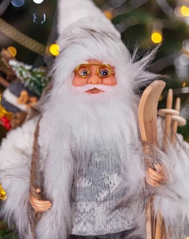 Лесовичек с лыжами (35см) &mdash; Цветочный король