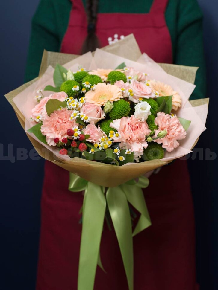 Букет из гербер и хризантем. Цветы Владивосток фото 1 — Цветочный король