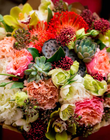 Букет с лотосом — Цветочный король