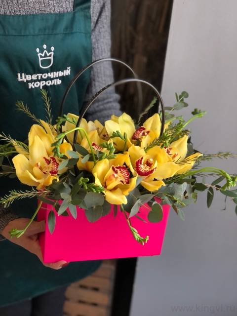  "Солнечная" композиция в сумочке