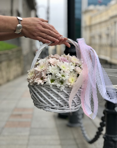 Корзинка с хризантемами — Цветочный король