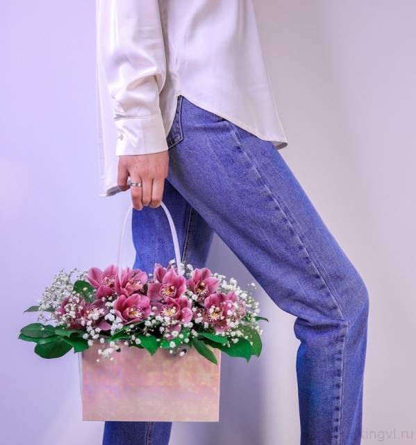 Сумочка с орхидеями 