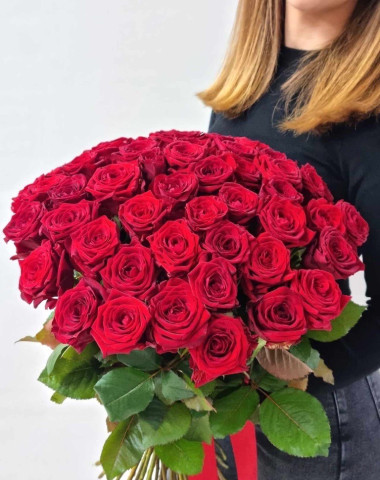 Букет из 51 красной розы  — Цветочный король