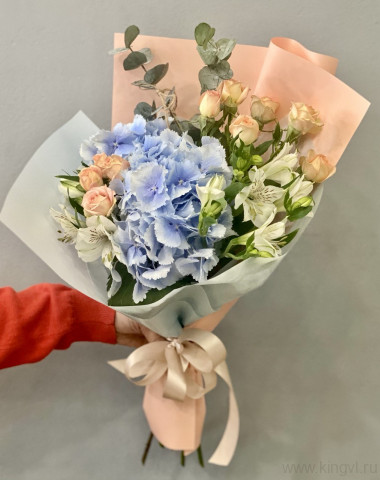 Букет &quot; Настроение&quot; с гортензией — Цветочный король