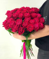 Букет из 35 малиновых роз . Цветы Владивосток фото 1 — Цветочный король