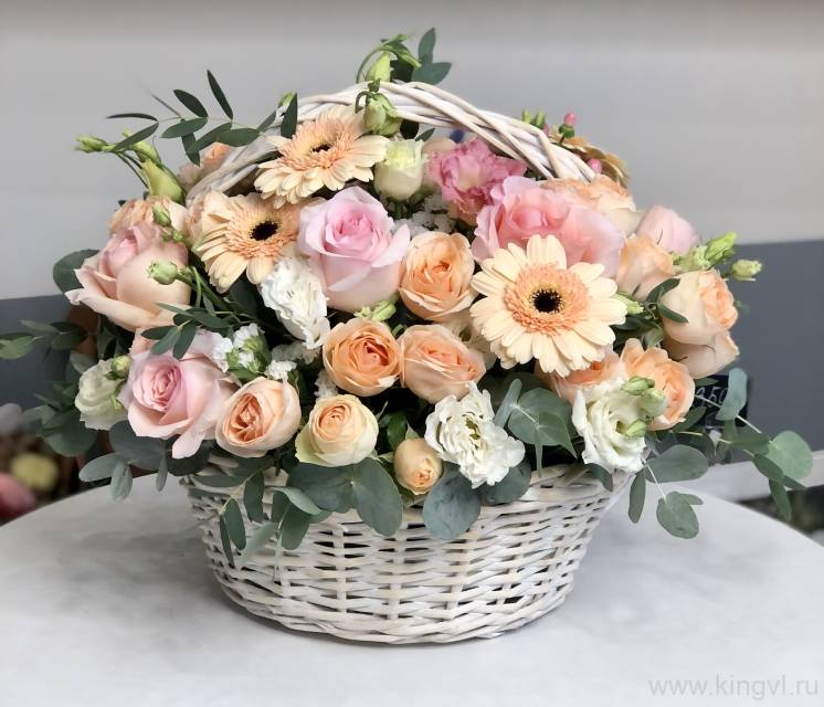 Корзинка "Музыка счастья"