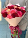 Букет из 19 разноцветных роз . Цветы Владивосток фото 2 — Цветочный король