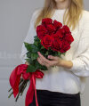 11  красных роз . Цветы Владивосток фото 3 — Цветочный король