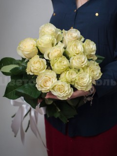 Мелодия гармонии. 15 роз  . Цветы Владивосток
