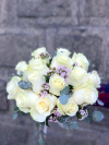 Букет невесты из роз и хамелациума. Цветы Владивосток фото 2 — Цветочный король