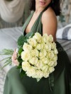 Охапка  белых роз . Цветы Владивосток фото 3 — Цветочный король