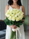Охапка  белых роз . Цветы Владивосток фото 1 — Цветочный король