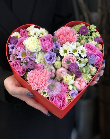 Композиция в коробке Сердце — Цветочный король