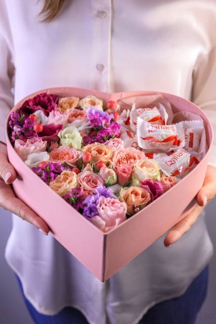 Цветочное сердце "Raffaello" 