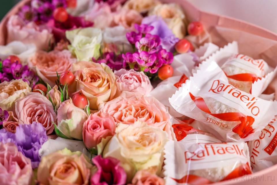 Цветочное сердце "Raffaello" 