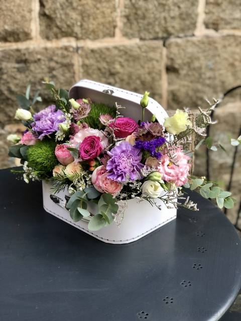 Композиция"Чемоданчик счастья"