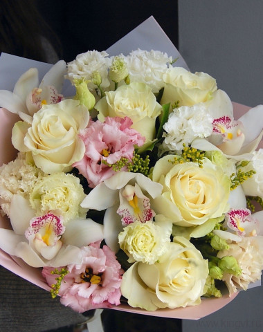 Букет с белой орхидеей  — Цветочный король