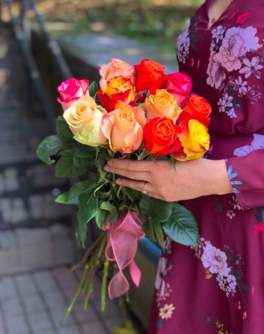 Микс&quot;Страстный&quot; 11 роз   — Цветочный король