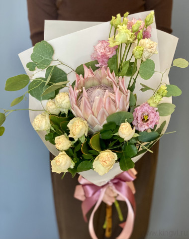 Букет с протеей — Цветочный король