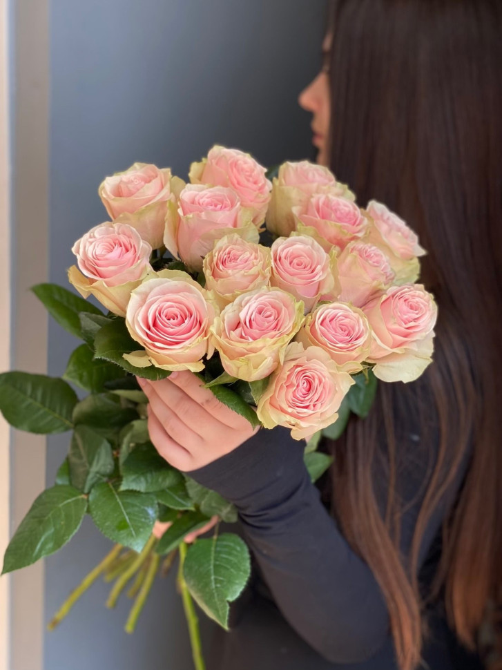 Роза «Фрутетта». Цветы Владивосток