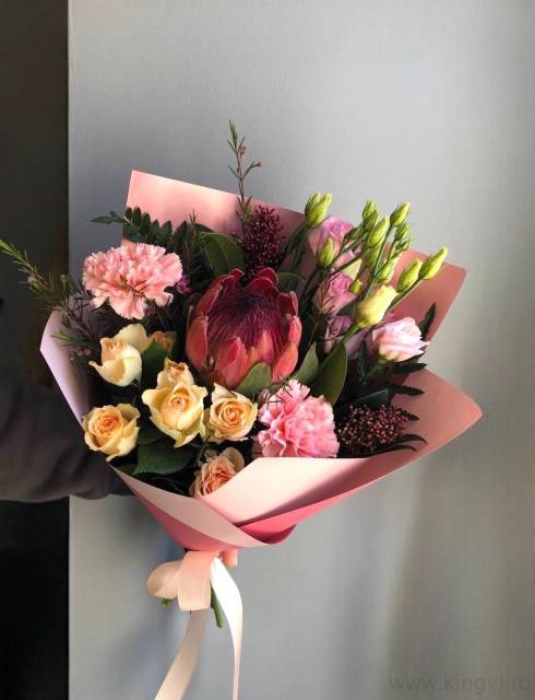 Экзотический букет с протеей