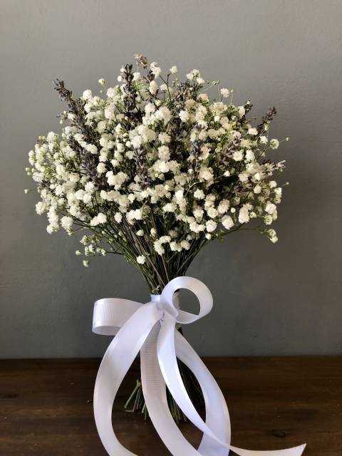 Букет из гипсофилы и лаванды (сухоцветы)