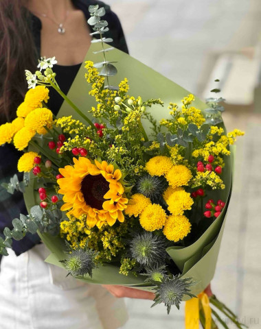 Букет с подсолнухом &quot;Летний коктейль&quot; — Цветочный король