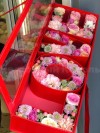 Цветочная коробка "LOVE". Цветы Владивосток фото 1 — Цветочный король