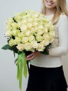 Букет из 51 белой розы. Цветы Владивосток фото 3 — Цветочный король