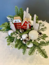 Новогодняя композиция "Домик". Цветы Владивосток фото 2 — Цветочный король