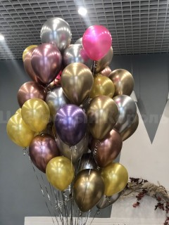 Букет из 50 латексных шаров. Цветы Владивосток