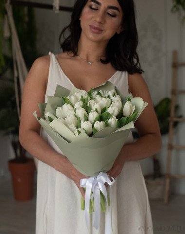 Белоснежные тюльпаны &mdash; Цветочный король