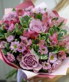 Букет из роз и хризантем сантини. Цветы Владивосток фото 1 — Цветочный король