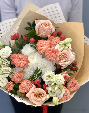 Букет " Весенний шепот" &mdash; Цветочный король