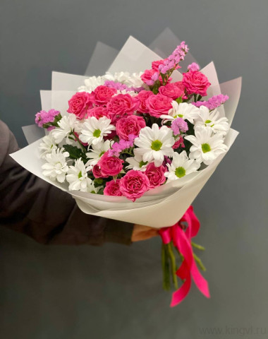 Букет " Весенний шепот" &mdash; Цветочный король