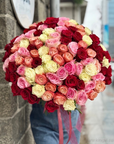 Букет из 101 разноцветной розы  — Цветочный король
