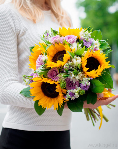 Радость в подсолнухах — Цветочный король